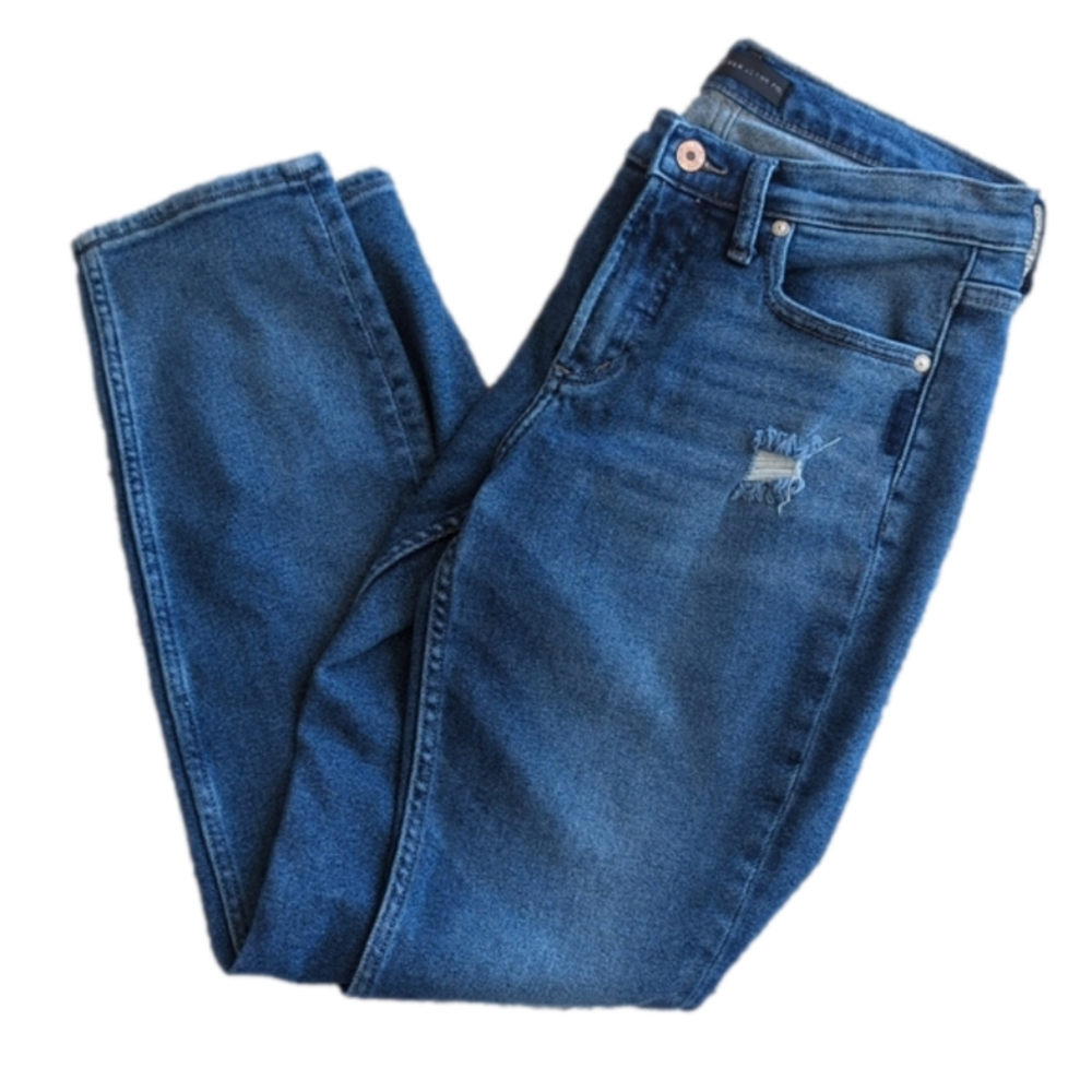 Silver Jeans Distressed Not Your Boyfriend Blue Jeans Size 25 Waist 28 Inches